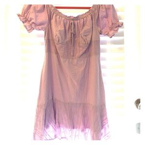 Lavender dress with puffy sleeves & lace details.